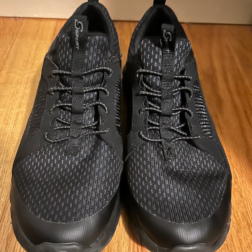 Men’s sneakers